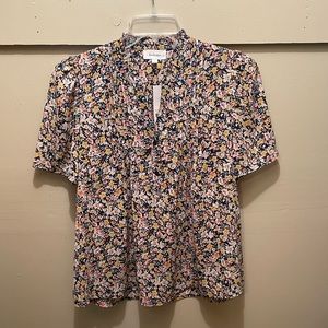 NWT! Bohme Navy Short Sleeve Floral Top. Size Large.